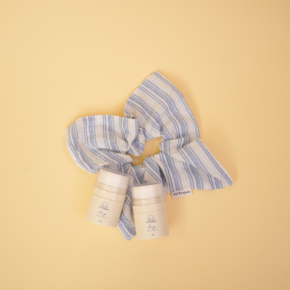 UU Project Airy Hair Puff Duo with two lightweight talc-free hair puffs for refreshing oily-looking roots and flat bangs.